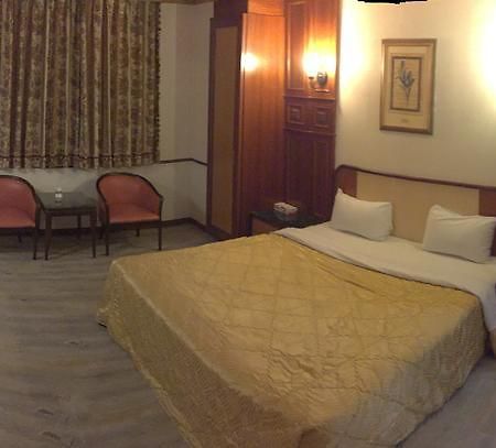 Changsing Business Motel Tainan Exterior foto