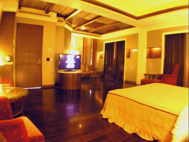 Changsing Business Motel Tainan Exterior foto