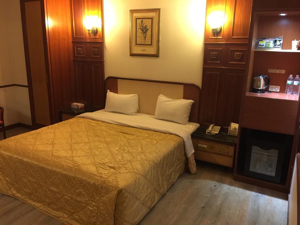 Changsing Business Motel Tainan Exterior foto