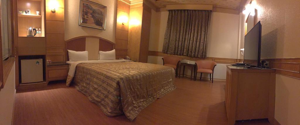 Changsing Business Motel Tainan Exterior foto